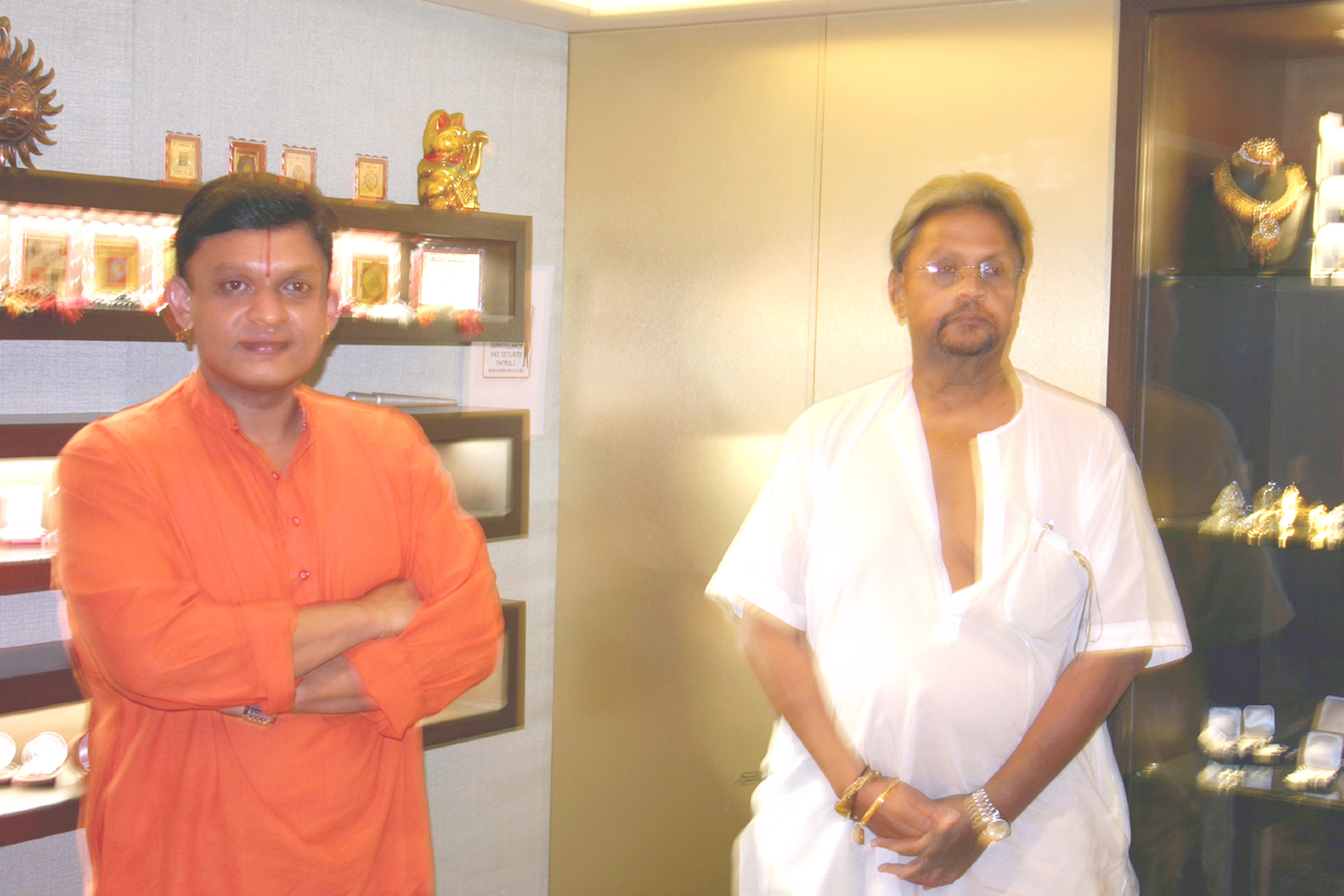 Guruji Shrii Arnav and Maharaja Srikanta Datta Narasimharaja Wodeyar Bahadur