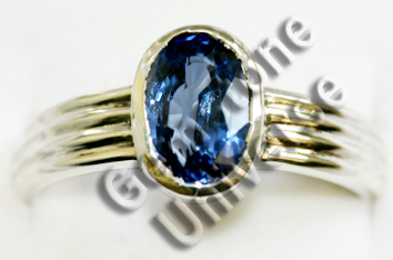 Splendid and Royal Kashmir Color Blue Sapphire. Very rare.