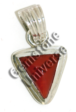Natural Italian Red Coral of 3.90 carats set in Sterling Silver 925 Pendant.Gemstoneuniverse.com