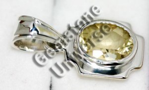 Natural Untreated Heliodor of 2.76 cts Gemstoneuniverse.com GU0110276HE Collection No. 2977b Natural Untreated Heliodor of 2.76 cts Gemstoneuniverse.com GU0110276HE Collection No. 2977b