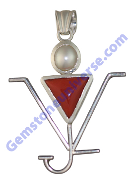 The ideal and super combination of Natural Pearl, the gemstone of Moon – the planet of the Mind and soul and Red Coral, the gemstone of Mars – the planet of youth and energy set in a unique silver pendant. Gemstoneuni