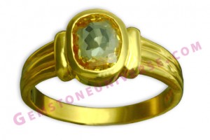 Natural Untreated Ceylonese Yellow sapphire of 3.53 carats Gemstoneuniverse.com Natural Untreated Ceylonese Yellow sapphire of 3.53 carats Gemstoneuniverse.com