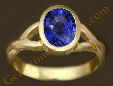 The most sought after and ravishing Kashmir Royal Blue coloured fully natural and untreated Ceylon Blue sapphire with the most amazing allure! Enjoy this most sought after shade. Powerful Saturn ring with a mesmerizing effect!
