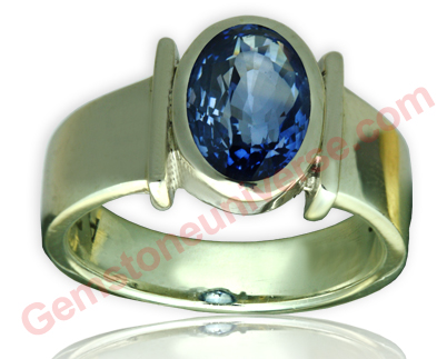 Most sought after Silky Kashmir Blue Sapphire with scintillation of a Blue Diamond! Natural and untreated Ceylon Blue Sapphire! Blue Sapphire the Gem of the Karmic Planet – Saturn! Gemstoneuniverse.com