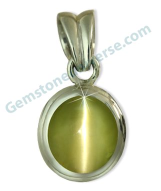 Enigmatical and mysterious Cat’s Eye Talisman with a Chatoyancy of a Surgeon’s knife. Powerful and potent Cat’s Eye pendant for Ketu.Gemstoneuniverse.com