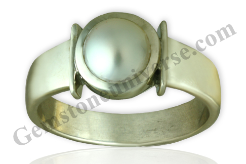 A Natural Undrilled pearl with the allure of a Basra pearl! A lovely and serene gem of the planet of Mind and Soul – Moon! Gemstoneuniverse.com