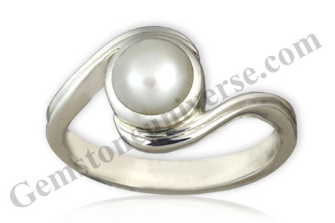 Saatvik Chandra energy with a flawless Natural Pearl! Flawless surface with a mirror finish. Get the best results despite waxing and waning moon phases.