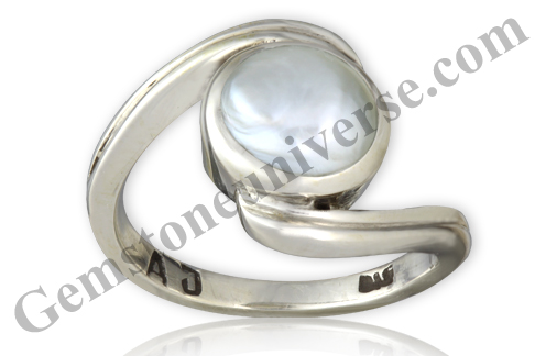 The gems that are considered dewdrops from heaven, which are caught by the shellfish at sunrise during a phase of the full moon, according to Indian mythology! Non-nucleated undrilled Australian Natural Pearl - the gem of the planet of the mind - Chandra/