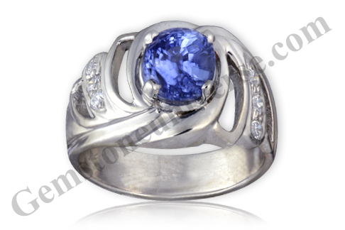 Immense gleam in this top notch Medium cornflower blue, Natural and untreated Blue Sapphire from Ceylon! Natural and untreated Blue Sapphire, the gem of Saturn! Gemstoneuniverse.com