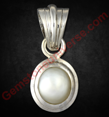 Smooth as silk! Charming lunar energies in this fully natural and non-nucleated undrilled Australian Pearl! Natural Pearl the gem of the planet of the mind - Chandra/ Moon! Gemstoneuniverse.com
