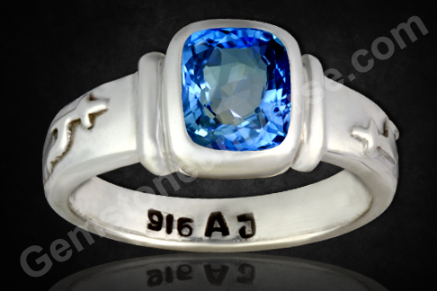 Royal Kashmir blue, with a sparkling lustre and unheard of clarity in this Natural and untreated Ceylon Blue Sapphire, the gem of Saturn! Gemstoneuniverse.com