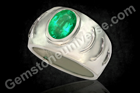 The world is green. Enjoy the rich splendour of a Vivid Green Zambian emerald loaded with Vedic Mercury powers