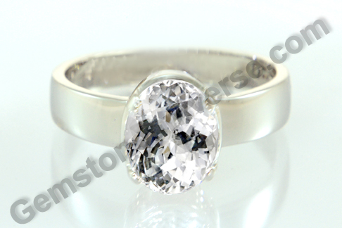 Natural White Sapphire in White Gold – A Gemstone par excellence