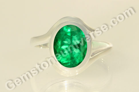 Natural Colombian Emerald - Mercury Energies in an Emerald Ring