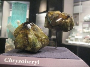 chrysoberyl-mineral Image - Collecting-Rocks-and-Minerals.com