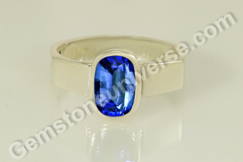 A Color Symbolic of Heavens and Mystical Aura – Natural Ceylon Blue Sapphire Ring