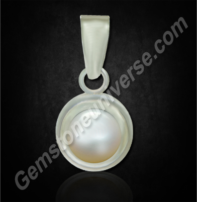 Flaws to avoid in a Pearl used for Astrological Purposes- A brief discussion of a Jyotish Pearl?