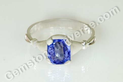 Natural Blue Sapphire of 3.01 carats Gemstoneuniverse Natural Blue Sapphire of 3.01 carats Gemstoneuniverse