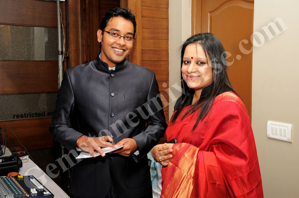 When Patrons become team members-Mr. Rahul Kapoor author and trainer an existing Gemstoneuniverse patron anchored the event, seen his with Abhijita Kulshrestha – Senior planetary gemmologist and Gemstoneuniverse core team member.