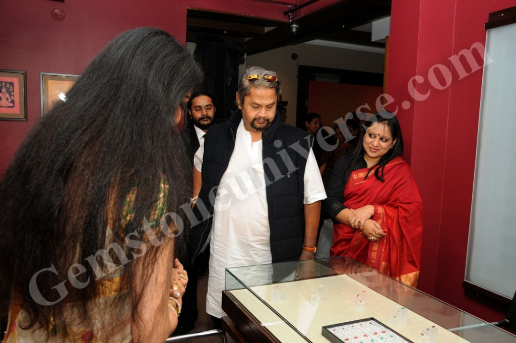His Highness Srikantadatta Narasimharaja Wadiyar-The scion of the Royal House of Mysore examining some of the exhibits.