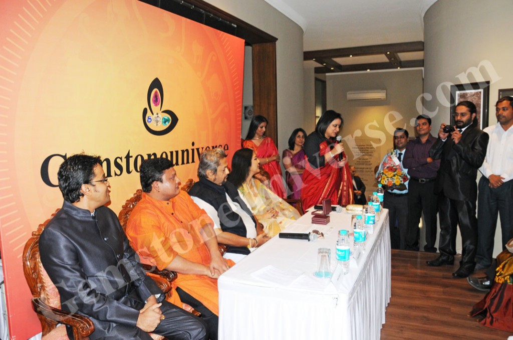 Abhijita Kulshrestha- Senior planetary gemmologist and Gemstoneuniverse core team member addressing the guests and the media and sharing information of the facility and the concept