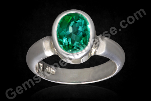 Natural Colombian Emerald of 2.07 carats