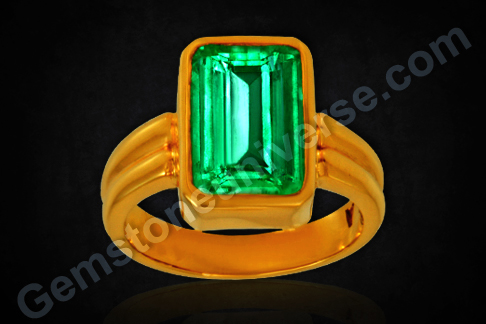 Natural Colombian Emerald of 4.60 carats Gemstoneuniverse Natural Colombian Emerald of 4.60 carats Gemstoneuniverse