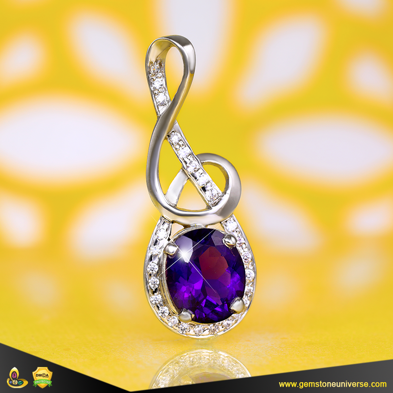 Fine Amethyst Stone Pendant from the Gemstoneuniverse