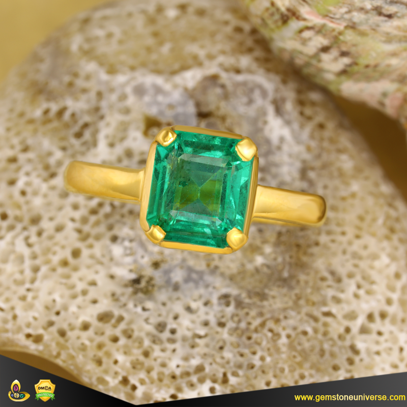 Exceptional Colombian Emerald Epitome of Jyotish Gemstone