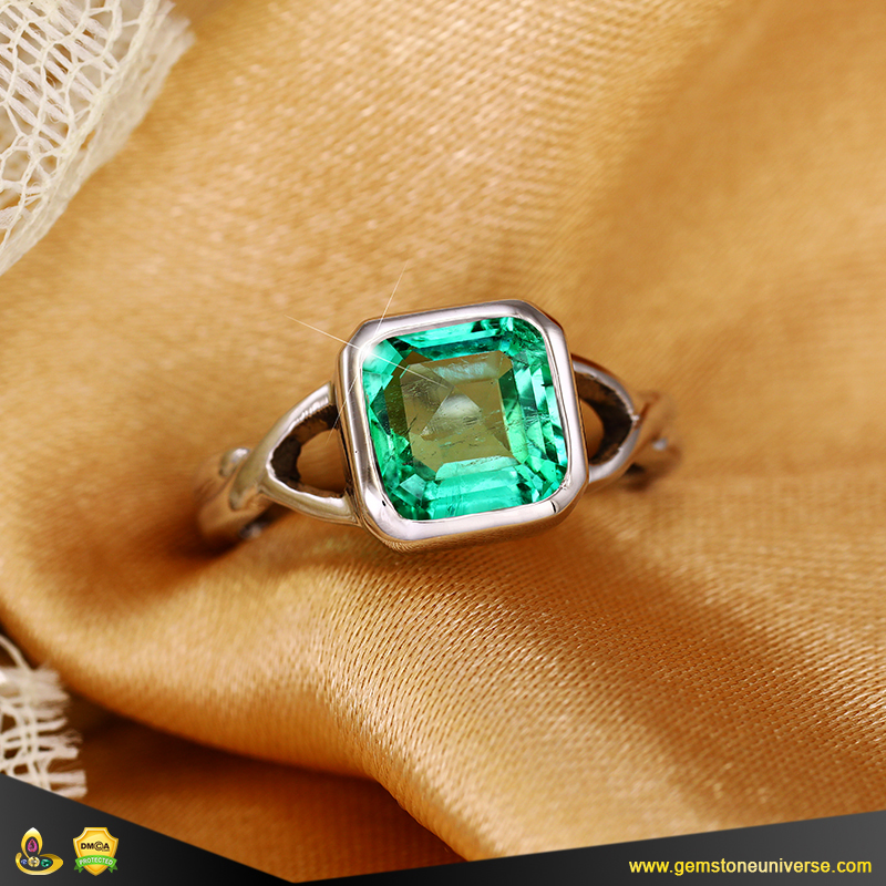 Fine Colombian Emerald Jyotish Gemstone Ring
